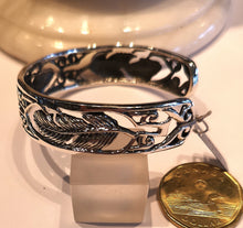 Load image into Gallery viewer, Spirit feather cuff bracelet in sterling silver.
