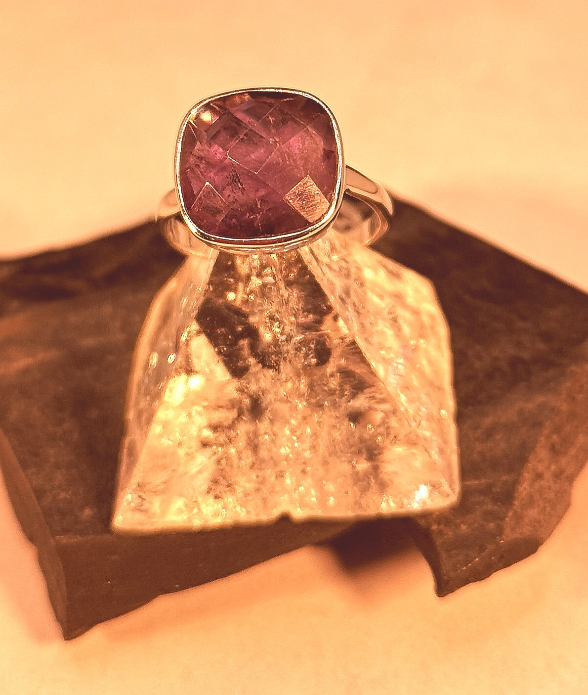 Amethyst ring in sterling silver with rhodium finish